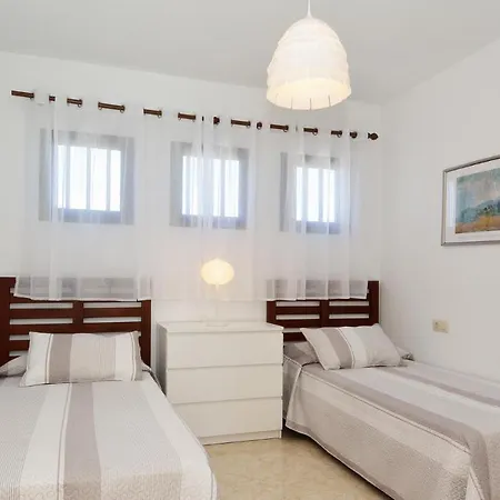 Villa Playa Blanca Sleeps 6 Pool Wifi