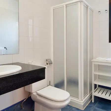 Playa Blanca Sleeps 6 Pool Wifi Villa *
