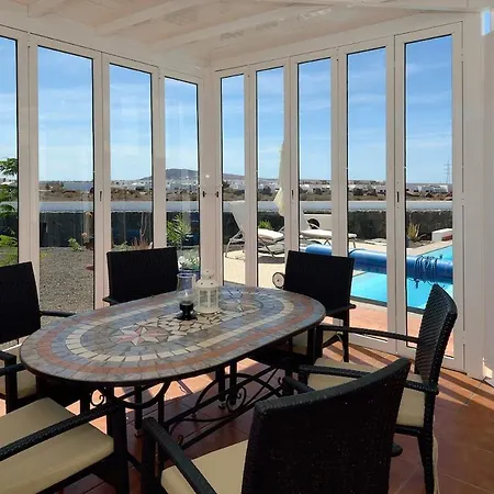 Playa Blanca Sleeps 6 Pool Wifi Playa Blanca (Lanzarote)